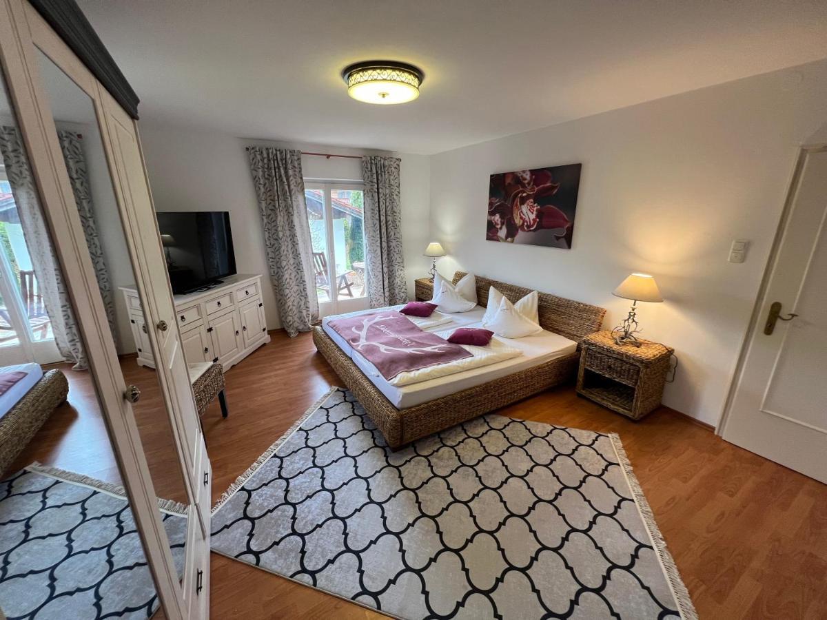 Alpen Suite Tegernsee - Grosse Sonnenterasse Und Idyllischer Garten Bad Wiessee Exterior foto
