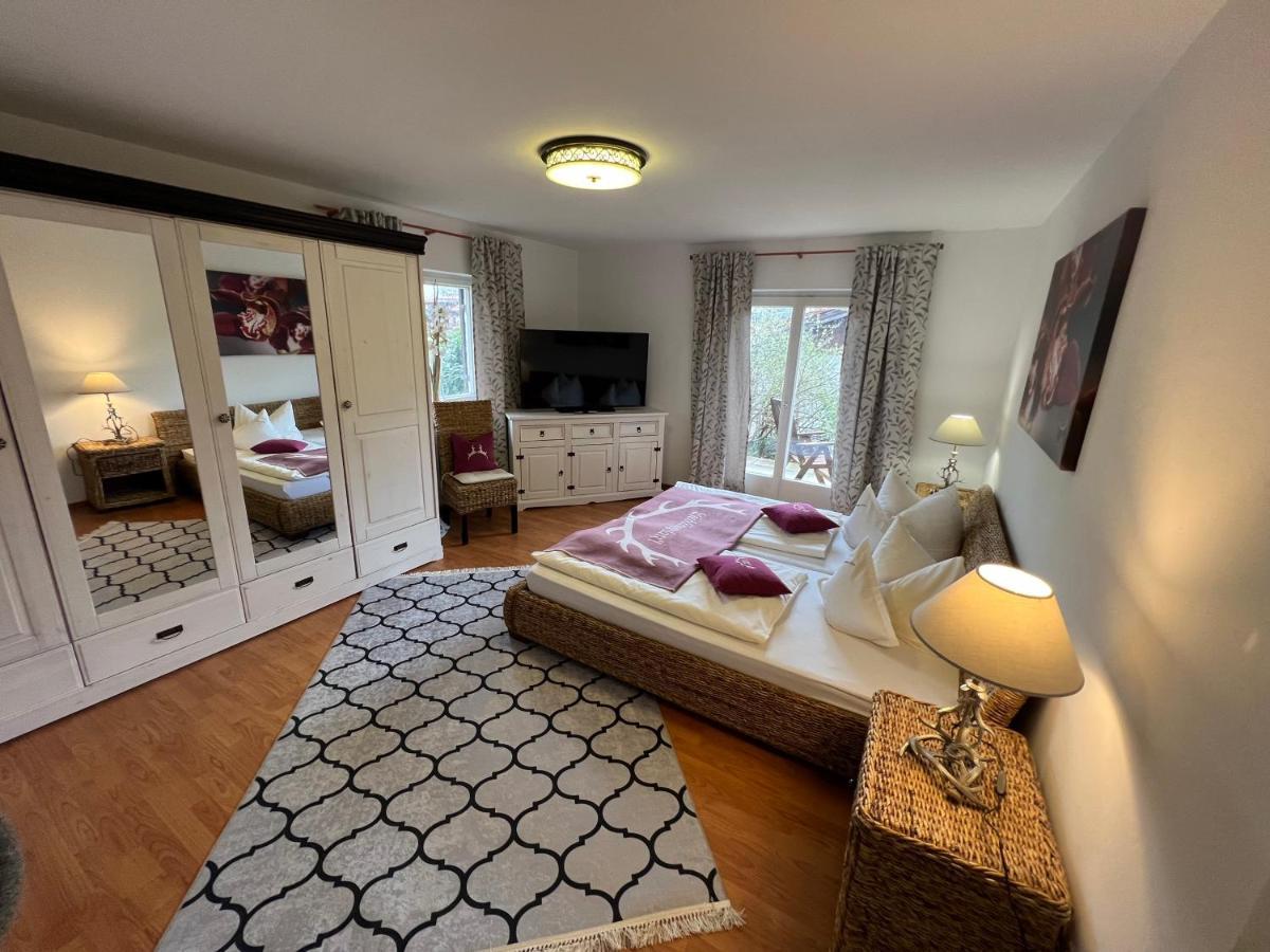 Alpen Suite Tegernsee - Grosse Sonnenterasse Und Idyllischer Garten Bad Wiessee Exterior foto